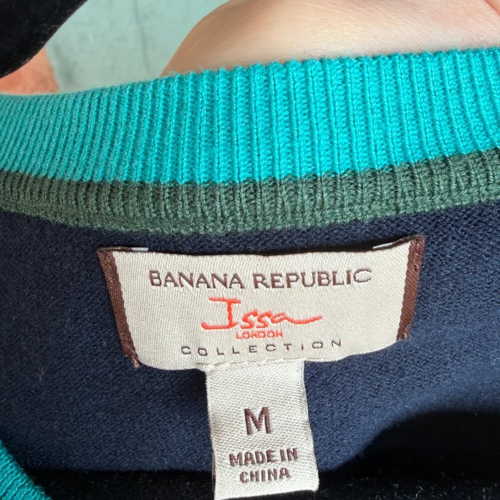 Banana Republic X Issa London Colorblock Sweater with Pearlized Button detail - Picture 5 of 9